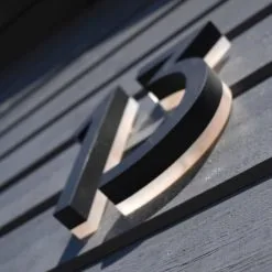 Finnbear Talonumero B LED-taustavalolla -Sisustusvalo Kauppa 6438014269382 4