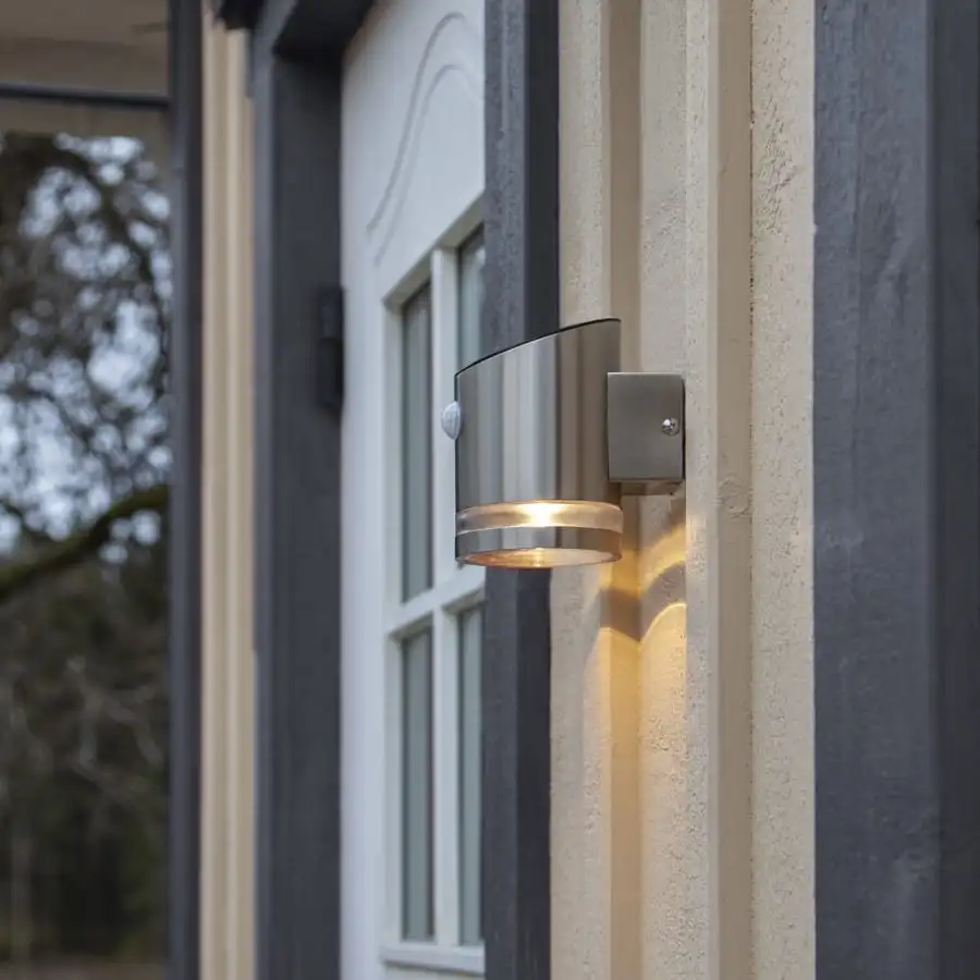 Star Venicini Aurinkokennoseinävalaisin 4 Star Venicini Aurinkokennoseinävalaisin - Image 2